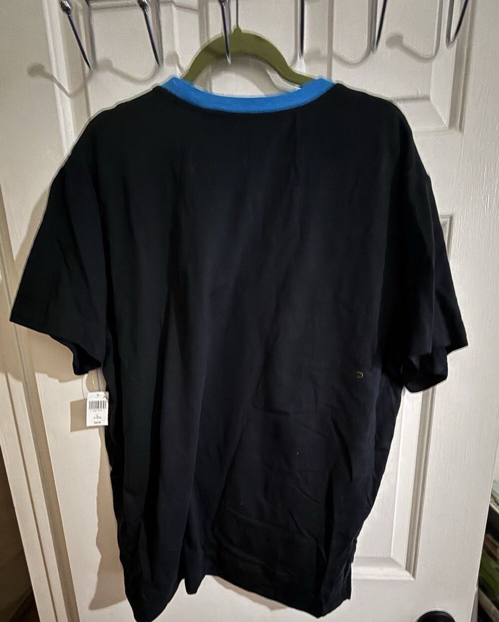 Disneyland 70th Anniversary XL Tee-Shirt w/ Mickey Mouse Black New With Tags - Picture 2 of 7